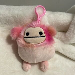 💚4 for $20 Squishmallow 3.5” Caparinne the Pink Bigfoot Clip